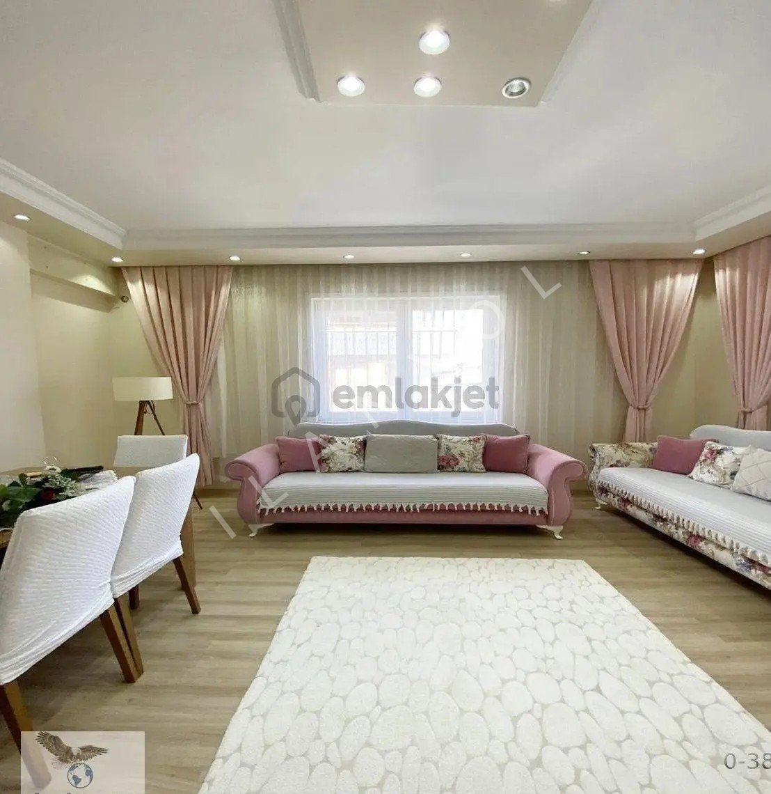 Avcılar Denizköşklerde 6+2 Ferah Geniş Satılık Dublex