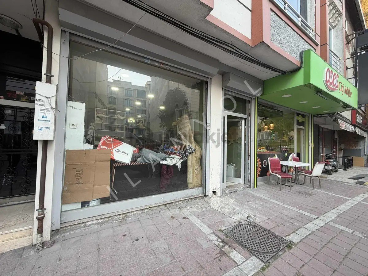 Esenyurt Atalay Caddesi 130m2 Cadde Üzeri Satılık Depolu Dükkan