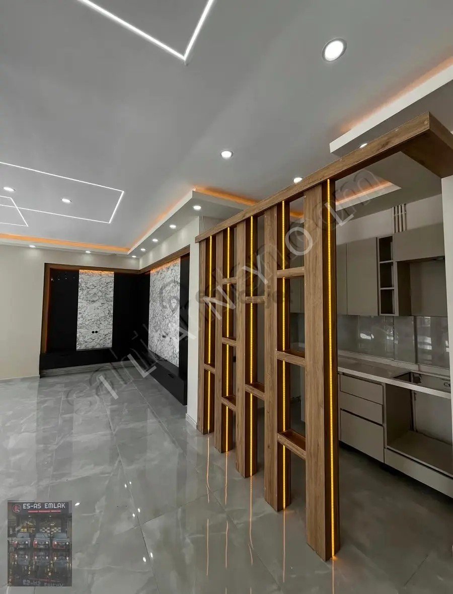 Es-astan Cadde Üzeri K.limitsiz Full+full Yapılı Satılık Dükkan