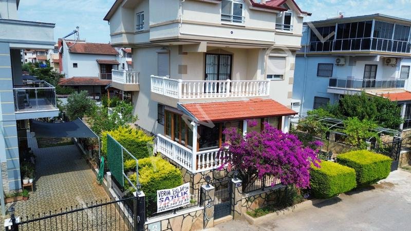 İzmir Seferihisar Satılık 4+1 Villa – 365 m2