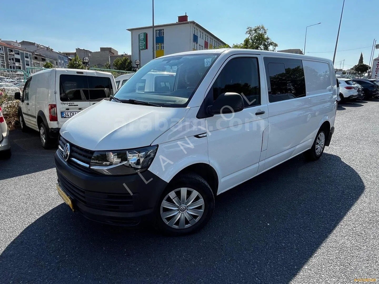 Galeriden Volkswagen Transporter 2.0 TDI City Van 2016 Model İstanbul 244.714 km Beyaz