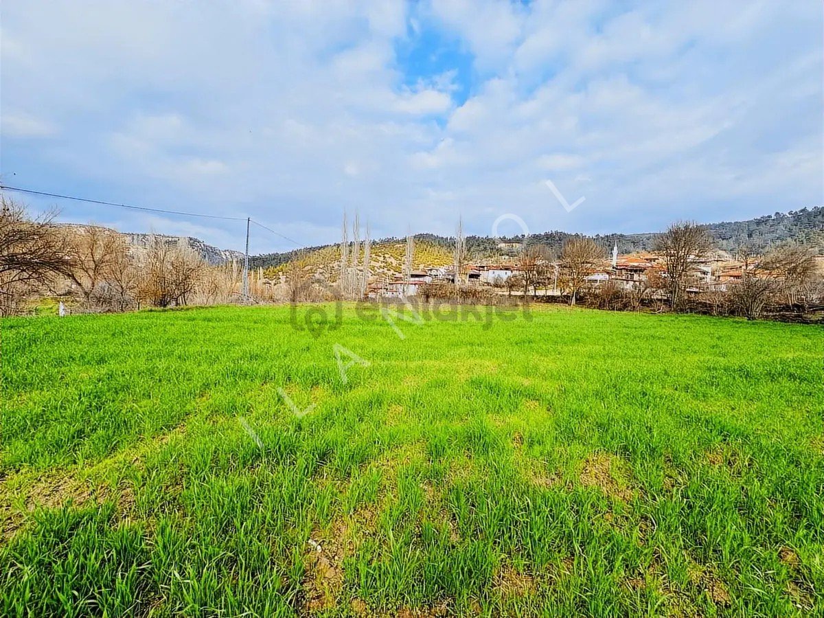 Urla Kadıovacık'ta Yatırımlık Satılık Tarla