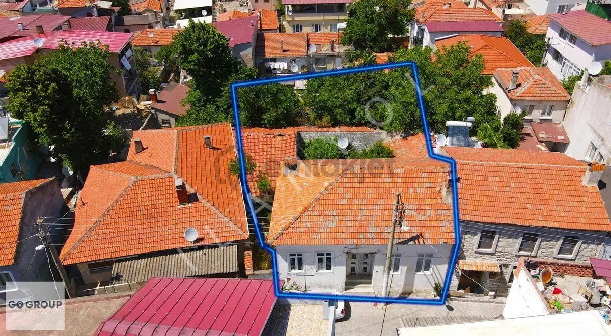Urla'nın Kalbinde Yatırımlık Ve Değerli 3+1 Bahçeli Müstakil Ev