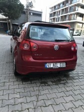 Aracım yaşına göre temizdir