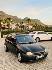 98 model Opel Corsa 2 kapı