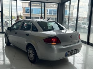 Temiz bakımlı araç