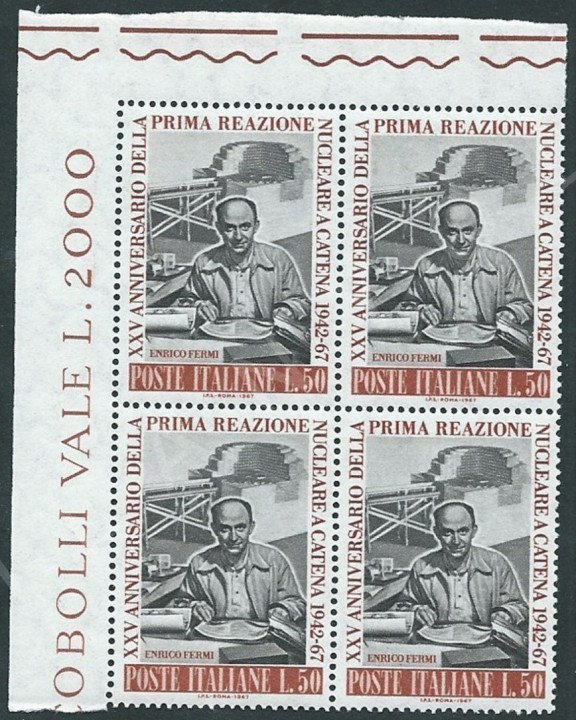İTALYA 1967 DAMGASIZ İLK ATOMİK ZİNCİRLEME TEPKİNİN 25. YILI DÖRTLÜ BLOK SERİ