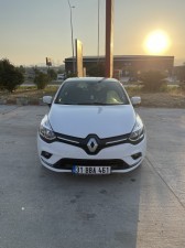 TEMİZ AİLE ARABASI