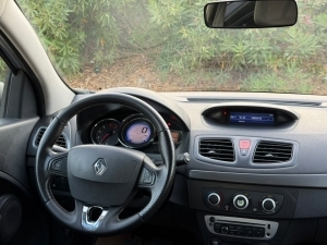 2014 model Megane touch paket 191 binde temiz aile arabası